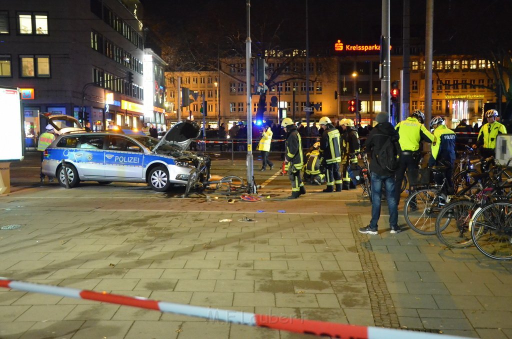 VU Pol Pkw Koeln Mitte Hahnenstr Im Laach P009.JPG